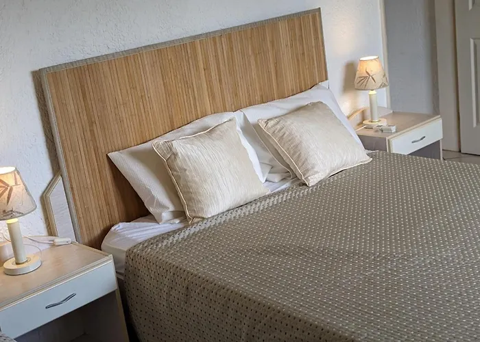 Charming Apartment Close To Beach & Amenities - Appartement De Charme Proche Plage