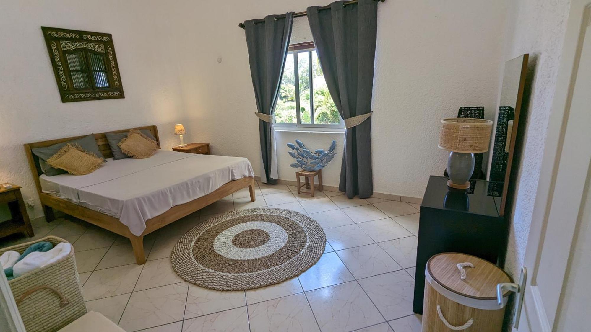 Apartment Charming Close To & Amenities - De Charme Proche Flic en Flac