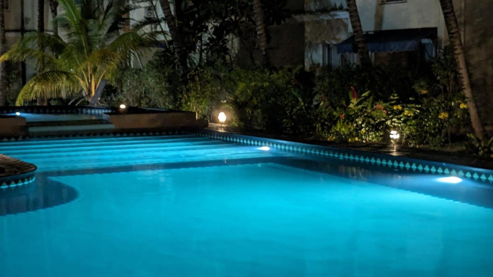 Charming Close To & Amenities - De Charme Proche Apartment Flic en Flac