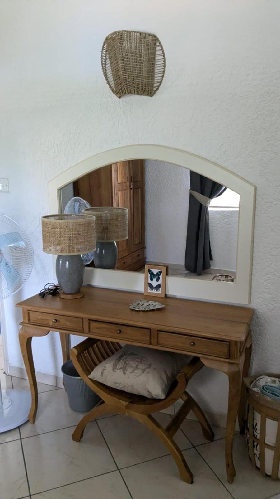 Charming Close To & Amenities - De Charme Proche Apartment Flic en Flac